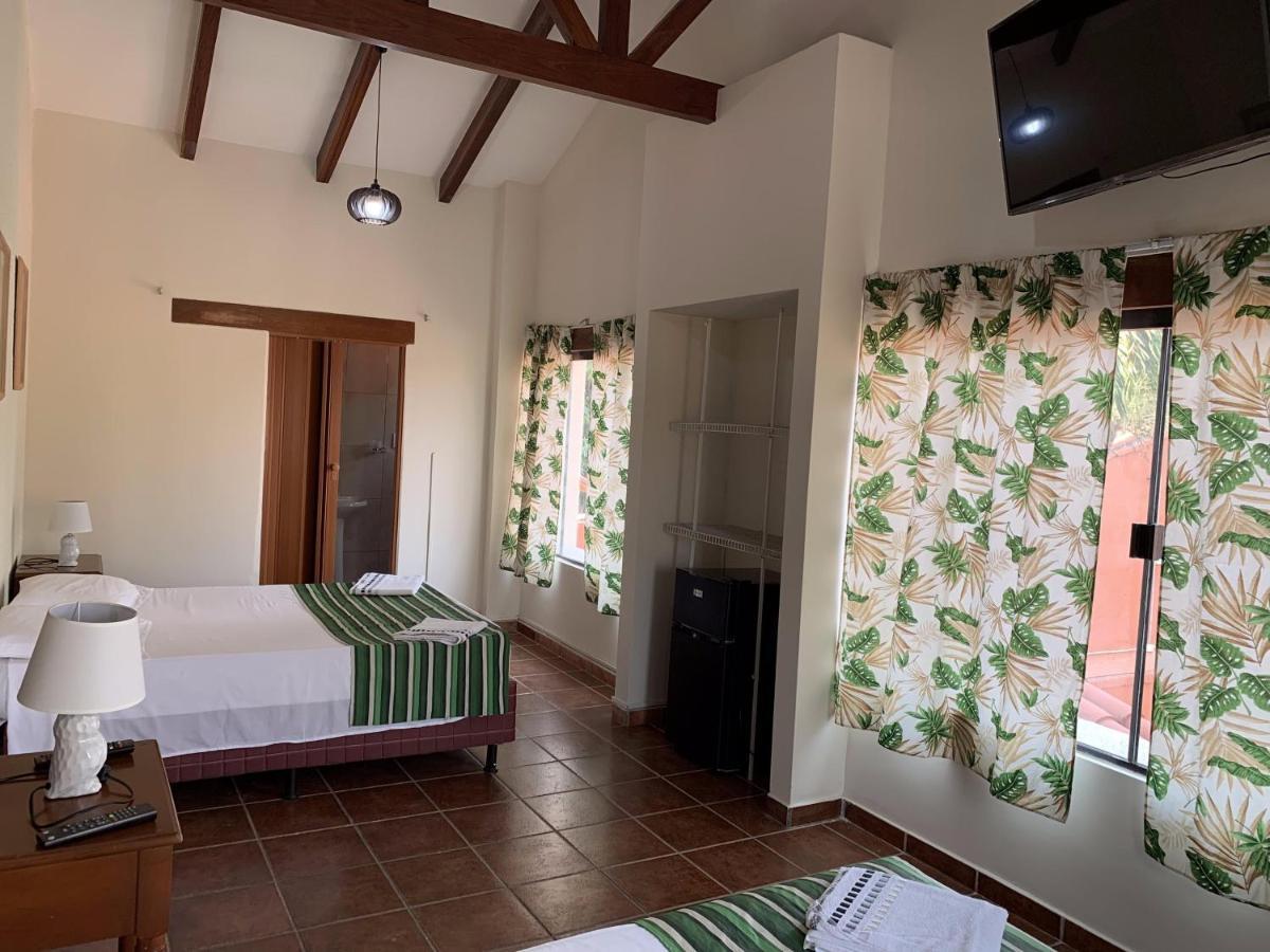 Lili'S Hostel Santa Cruz de La Sierra Eksteriør bilde