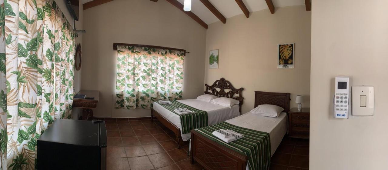 Lili'S Hostel Santa Cruz de La Sierra Eksteriør bilde