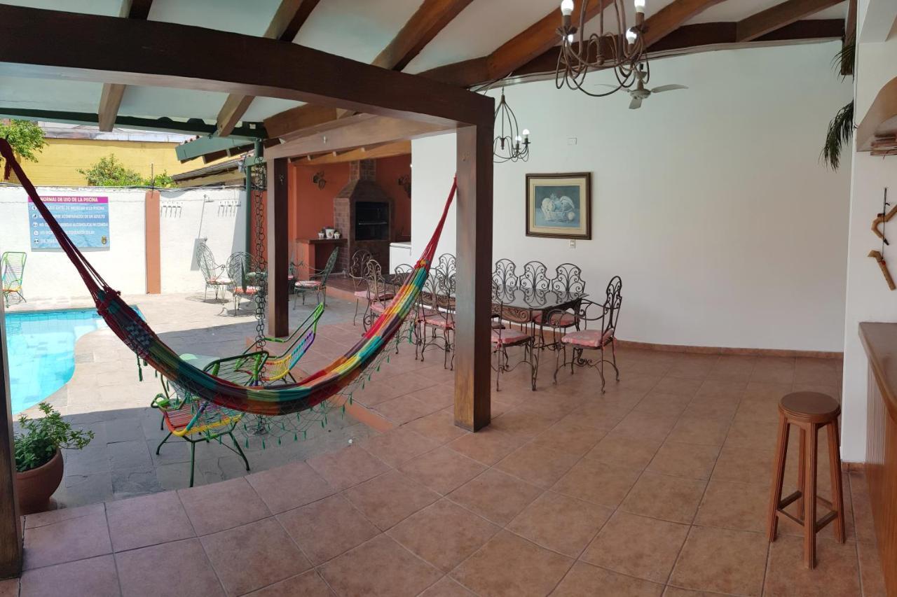 Lili'S Hostel Santa Cruz de La Sierra Eksteriør bilde