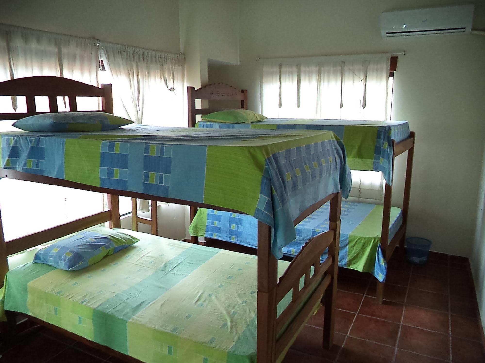 Lili'S Hostel Santa Cruz de La Sierra Eksteriør bilde
